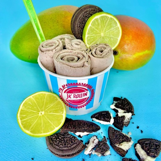 Разхладете се в топлите дни из цяла България – Тайландски сладолед и напитки за двама с JK Rollin от Makaroon Разхладете се в топлите дни из цяла България – Тайландски сладолед и напитки за двама с JK Rollin от Makaroon