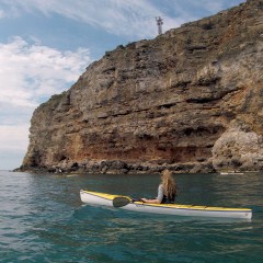 Едно ново морско изживяване с „Урок по морски каякинг или сърфски каяк за начинаещи“
