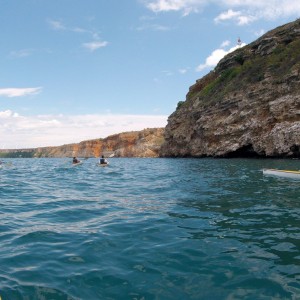 Наслади се на летния сезон със Сутрешен тур с каяк около нос Калиакра