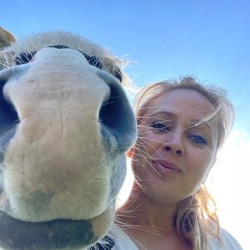 Конна езда в необятната природа на Стара планина и с. Кърнаре Конна езда в необятната природа на Стара планина и с. Кърнаре