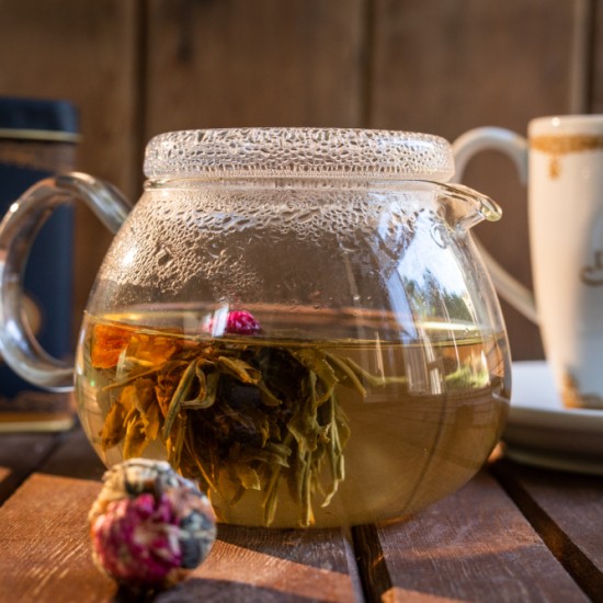 Пътешествие в приказния свят на чая с ''Дегустация на чай“ от Makaroon