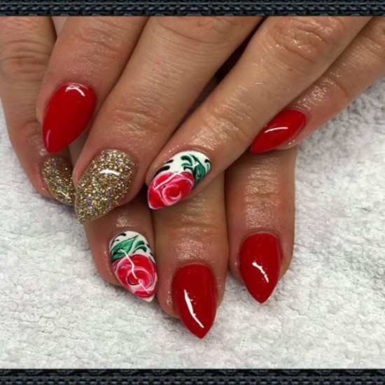 Удължаване на маникюр с гел + гел лак + декорация в Пловдив от Makaroon