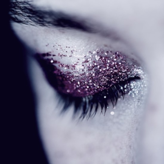 Поставяне на мигли косъм по косъм в Пловдив от Makaroon