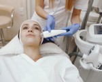 Погрижете се за кожата си с Радиочестотен лифтинг за стягане и изглаждане на бръчки в Пловдив от Makaroon