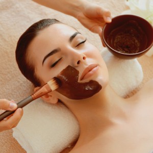 Релаксиращ масаж на цяло тяло + Mасаж на лице с шоколад в Пловдив Релаксиращ масаж на цяло тяло + Mасаж на лице с шоколад в Пловдив