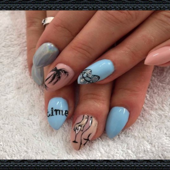 Маникюр с гел лак и декорация по избор в Пловдив от Makaroon