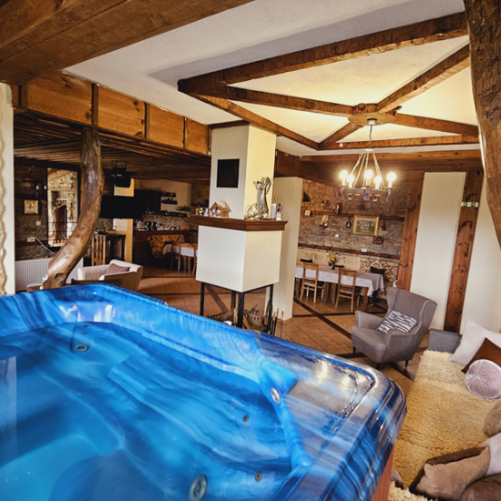 Далеч от града сред природата с "Нощувка в стая Стандарт в Панорама Хаус, с. Лещен" от Makaroon Далеч от града сред природата с "Нощувка в стая Стандарт в Панорама Хаус, с. Лещен" от Makaroon