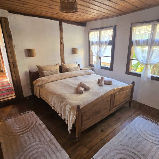 Подарете една незабравима почивка край Пирин във  „Вила Панорама 3“ от Makaroon