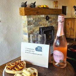 Романтично бягство от града във „Вила Панорама“ в с. Лещен