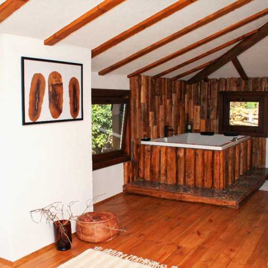 Уют, лукс и романтика във „Вила Панорама“ в с. Лещен от Makaroon