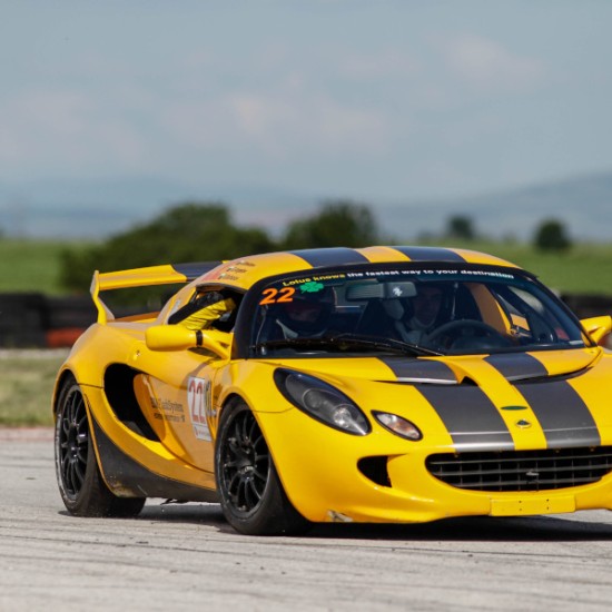 Спортно шофиране на Lotus Elise от Makaroon Спортно шофиране на Lotus Elise от Makaroon