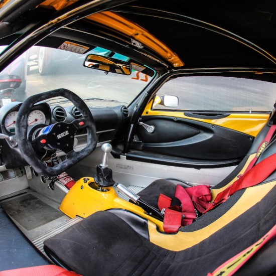 Спортно шофиране на Lotus Elise от Makaroon Спортно шофиране на Lotus Elise от Makaroon