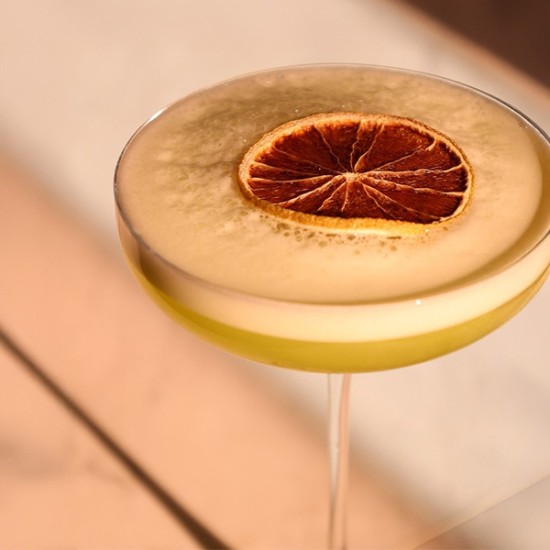 Изживейте истинска кулинарна история със 7-степенно дегустационно азиатско меню за двама в MIZU Sofia с Chef Lee от Makaroon