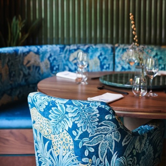 Насладете се на кулинарното изкуство на Азия с 6-степенна вечеря за двама в ресторант MIZU Sofia с Chef Lee от Makaroon