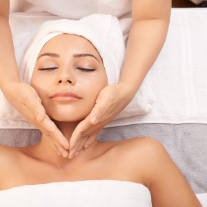 Лифтинг терапия за лице