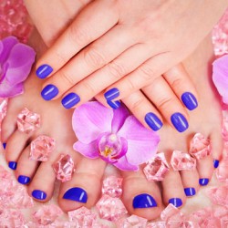 Безупречен вид с „Пакет маникюр + педикюр“ Безупречен вид с „Пакет маникюр + педикюр“