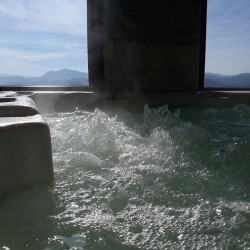 Арома масаж "Кралица на пещерата" - комплекс Магура