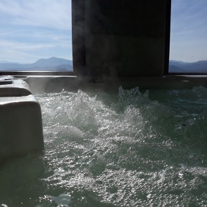 Арома масаж "Кралица на пещерата" - комплекс Магура