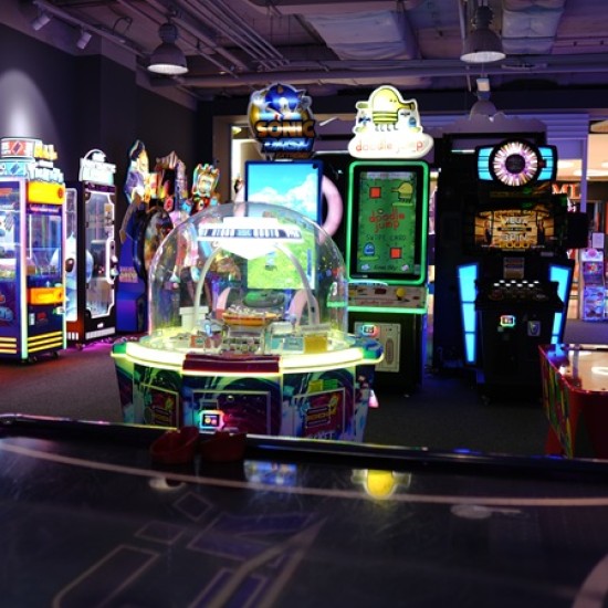 Играйте и се забавлявайте в центрове Mega fun - аркадни игри за всеки от Makaroon