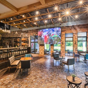 Нощувка за двама с домашен любимец + Винен тур в Midalidare Gastro Pub