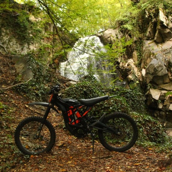 Посетете едни от най-забележителните места край Мелник с 2-часов тур с електрически мотор от Makaroon