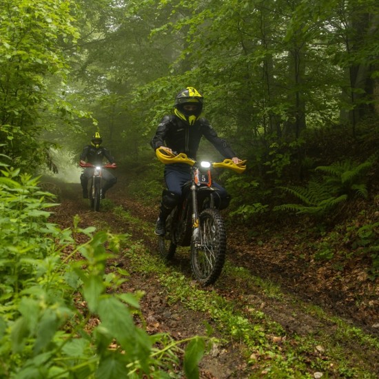 Екстремно офроуд приключение с електрически кросов мотор край Пазарджик от Макароон Екстремно офроуд приключение с електрически кросов мотор край Пазарджик от Makaroon.bg