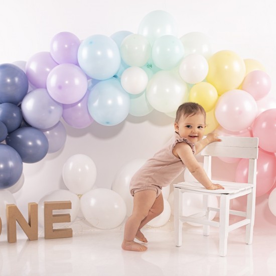 Професионална Cake Smash фотосесия за деца от Makaroon Професионална Cake Smash фотосесия за деца от Makaroon