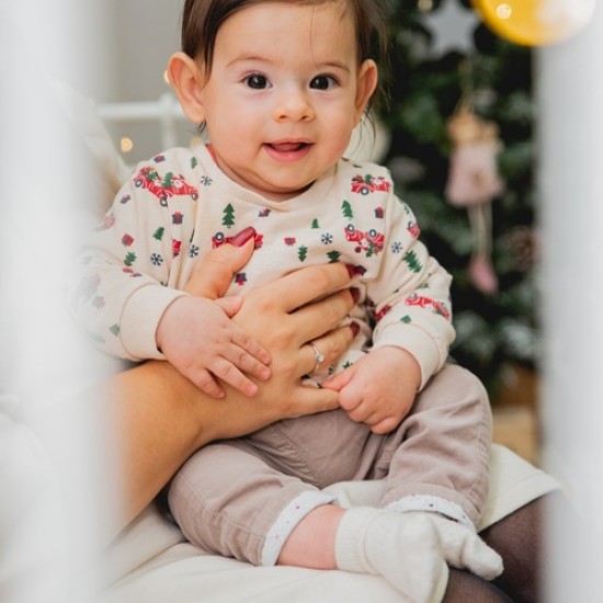 Коледа е още по-вълшебна с Луксозна семейна фотосесия от Makaroon Коледа е още по-вълшебна с Луксозна семейна фотосесия от Makaroon