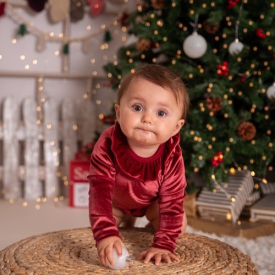 Коледа е още по-вълшебна с Луксозна семейна фотосесия от Makaroon Коледа е още по-вълшебна с Луксозна семейна фотосесия от Makaroon