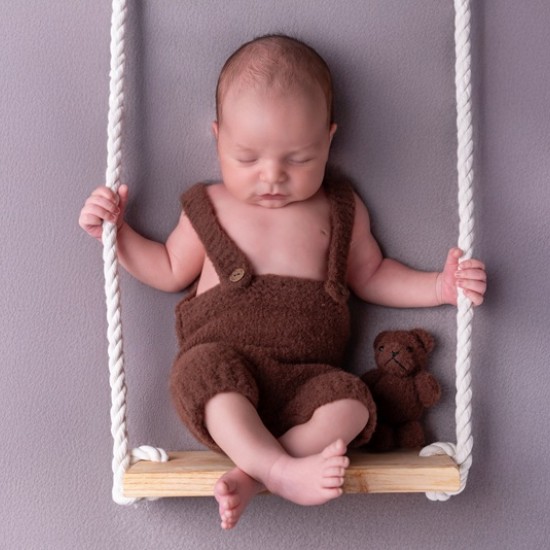 Запечатайте най-скъпите моменти от живота с Професионална фотосесия за новородени от Makaroon