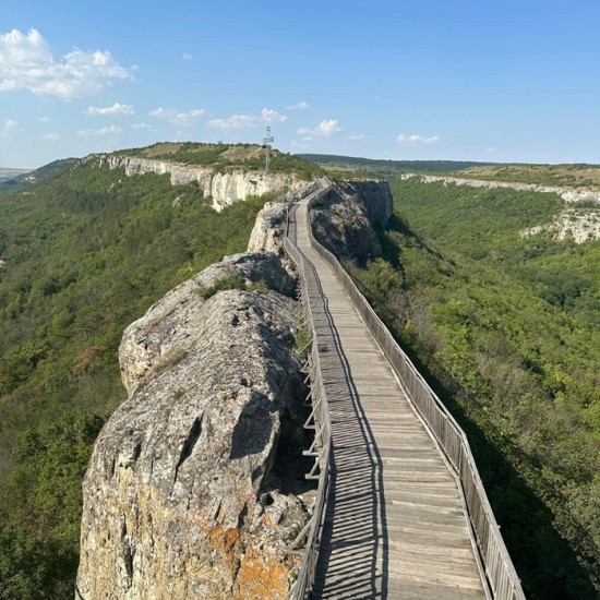 Решавайте мистерии и откривайте нови забележителности с ''Превърнете се в търсачи на съкровища и тайни в цяла България'' oт Makaroon Решавайте мистерии и откривайте нови забележителности с ''Превърнете се в търсачи на съкровища и тайни в цяла България'' oт Makaroon