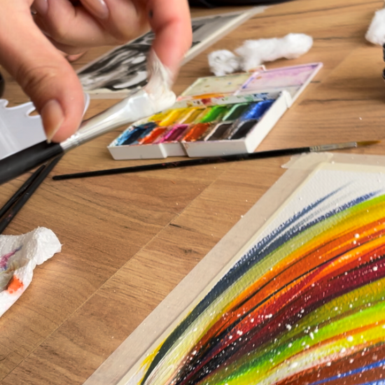 Art studio - dyeing a cotton product - t-shirt, scarf, bandana from Makaroon Art studio - dyeing a cotton product - t-shirt, scarf, bandana from Makaroon