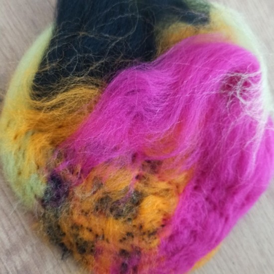 Създаване на изделие от плъстена вълна - иглонабиване - брошка, висулка, поставка за чаша от Макароон