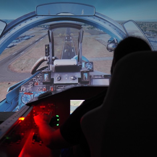 Авиосимулатор - забавление от ново измерение от Makaroon