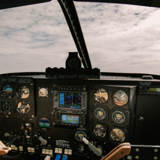 Авиосимулатор - забавление от ново измерение от Makaroon