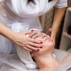 Терапия за лице с коктейл с активни съставки в Стара Загора Терапия за лице с коктейл с активни съставки в Стара Загора