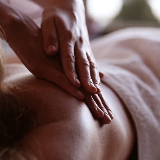 Хармония и здраве с Лечебен масаж на цяло тяло в Стара Загора от Makaroon