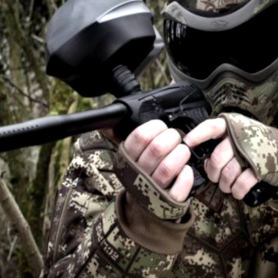 Организирайте една щура надпревара с Пейнтбол за група от 8 човека от Makaroon