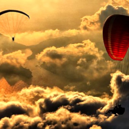 Полет с тандемен парапланер + видеозаснемане с HD камера | Makaroon.bg