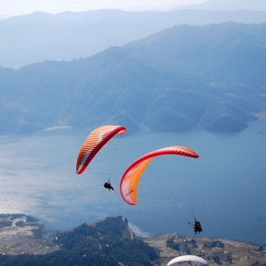 Панорамен полет с парапланер край Сопот