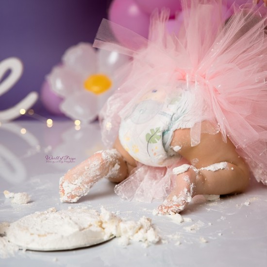 Нестандартен подарък за деца - Фотосесия Кейк Смаш в гр. Стара Загора от Makaroon Нестандартен подарък за деца - Фотосесия Кейк Смаш в гр. Стара Загора от Makaroon