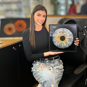 Превърнете вашите очи в уникална картина с ирисова фотография в Пловдив