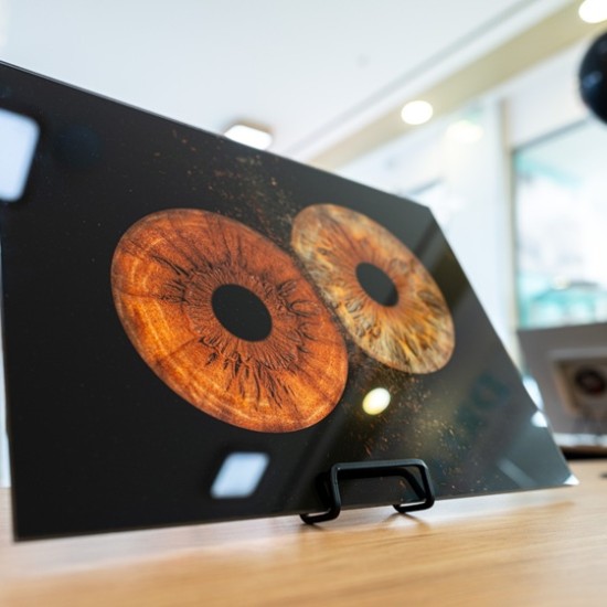 Превърнете вашите очи в уникална картина с ирисова фотография  в София от Makaroon