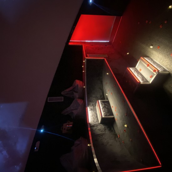 През трудностите до звездите с „Романтична среща в Софийски планетариум“ от Makaroon