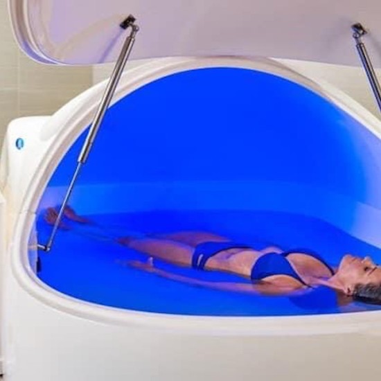 Отдайте се на дълбока релаксция с Флотация: Релаксация от ново поколение от Makaroon Отдайте се на дълбока релаксция с Флотация: Релаксация от ново поколение от Makaroon