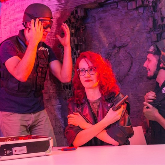 Превърнете се в сапьори в Ескейп стая БУМ! от Makaroon