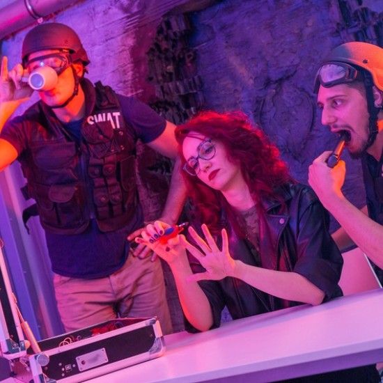 Превърнете се в сапьори в Ескейп стая БУМ! от Makaroon