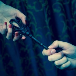 Ескейп руум в стаята на триковете: Детектива и Машината на времето Ескейп руум в стаята на триковете: Детектива и Машината на времето