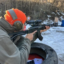 Курс по боравене с автомат „Калашников“ Курс по боравене с автомат „Калашников“