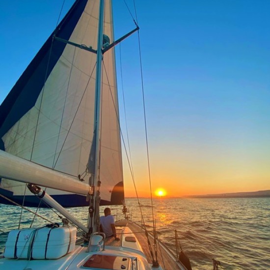 Наем на луксозна яхта от гр. Варна от Макароон